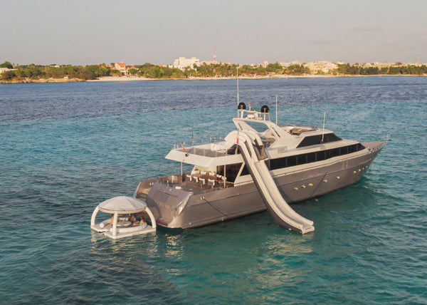 55 フィート - シー レイ サンダー - チェック MT - 最大 18 名様 - $23,000 MXN から