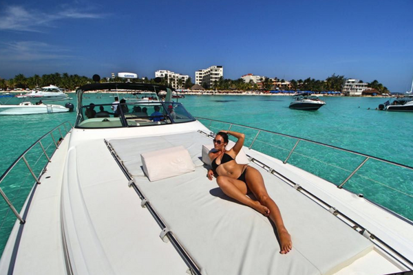 60 フィート - シー レイ サンダーダンサー - PPN - 最大 20 名様 - $24,000 MXN から