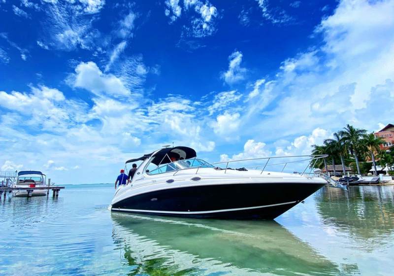 32 FT - SEA RAY SUNDANCER -  BCNR - UP TO 10 PAX - STARTING FROM $15,000 MXN - ISLA MUJERES